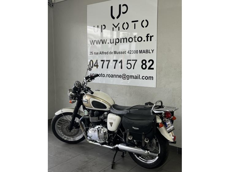 TRIUMPH Bonneville T100 