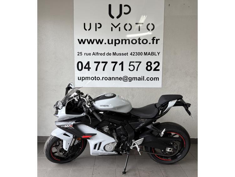 CF MOTO 675 SR R DISPONIBLE DE SUITE