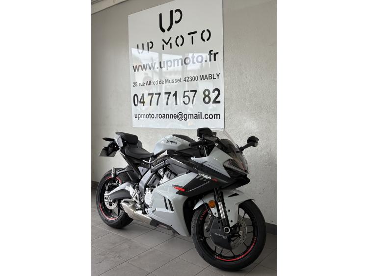 CF MOTO 675 SR R DISPONIBLE DE SUITE