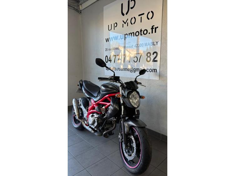 SUZUKI GLADIUS 650 SFV A2