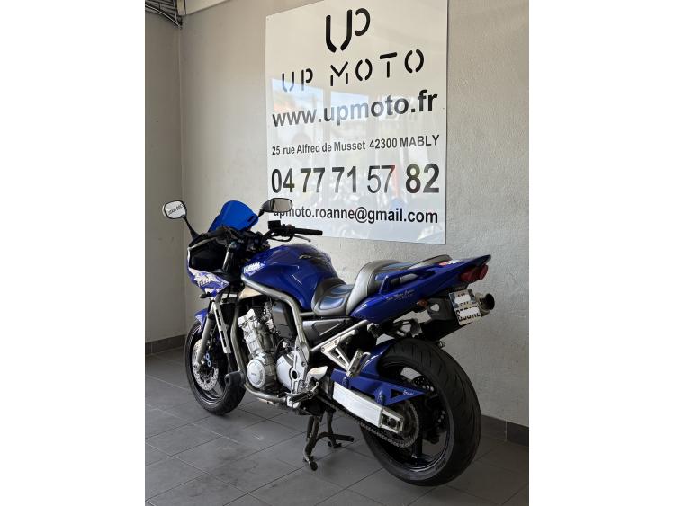YAMAHA FZS FAZER A VENDRE DANS L'ETAT