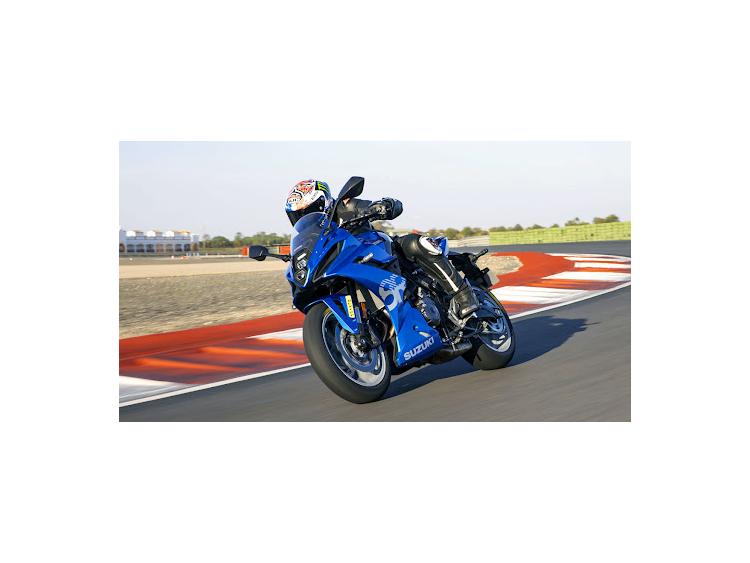 SUZUKI GSX 8 R
