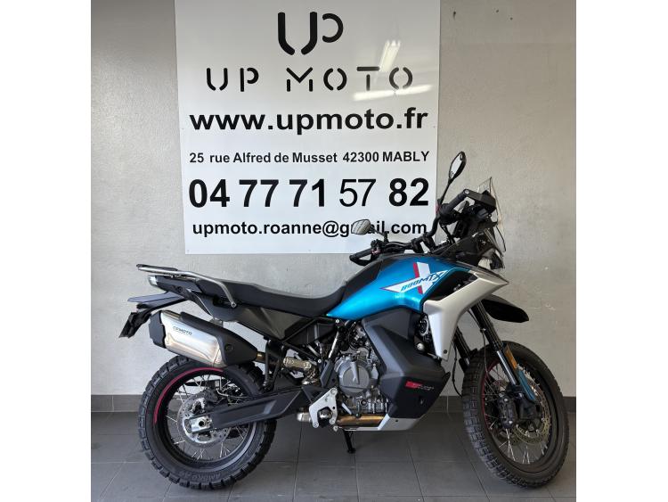 CF MOTO 800 MT-X DISPONIBLE DE SUITE EN DEUX COLORIE